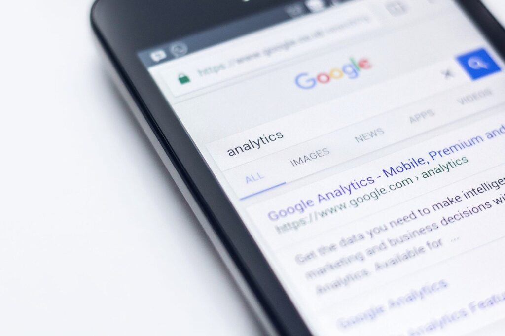 Die Relevanz von Mobile SEO liegt nicht nur in der Anpassung an den technologischen Wandel, sondern auch an den Algorithmen der Suchmaschinen.